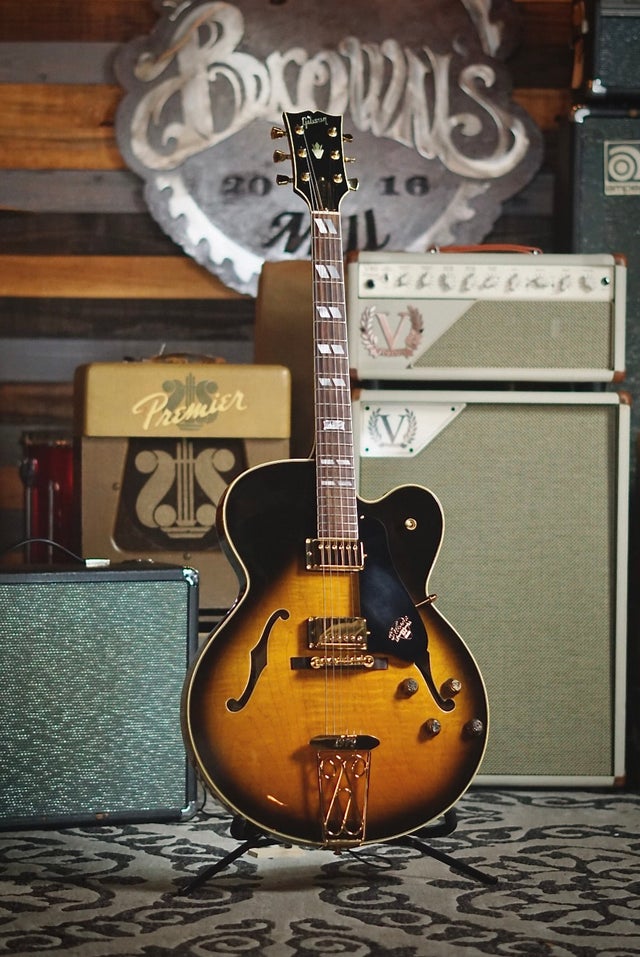 ギター Gibson 100th Anniversary Standard The dreaded Gibson Les Paul Traditional 100th Anniversary