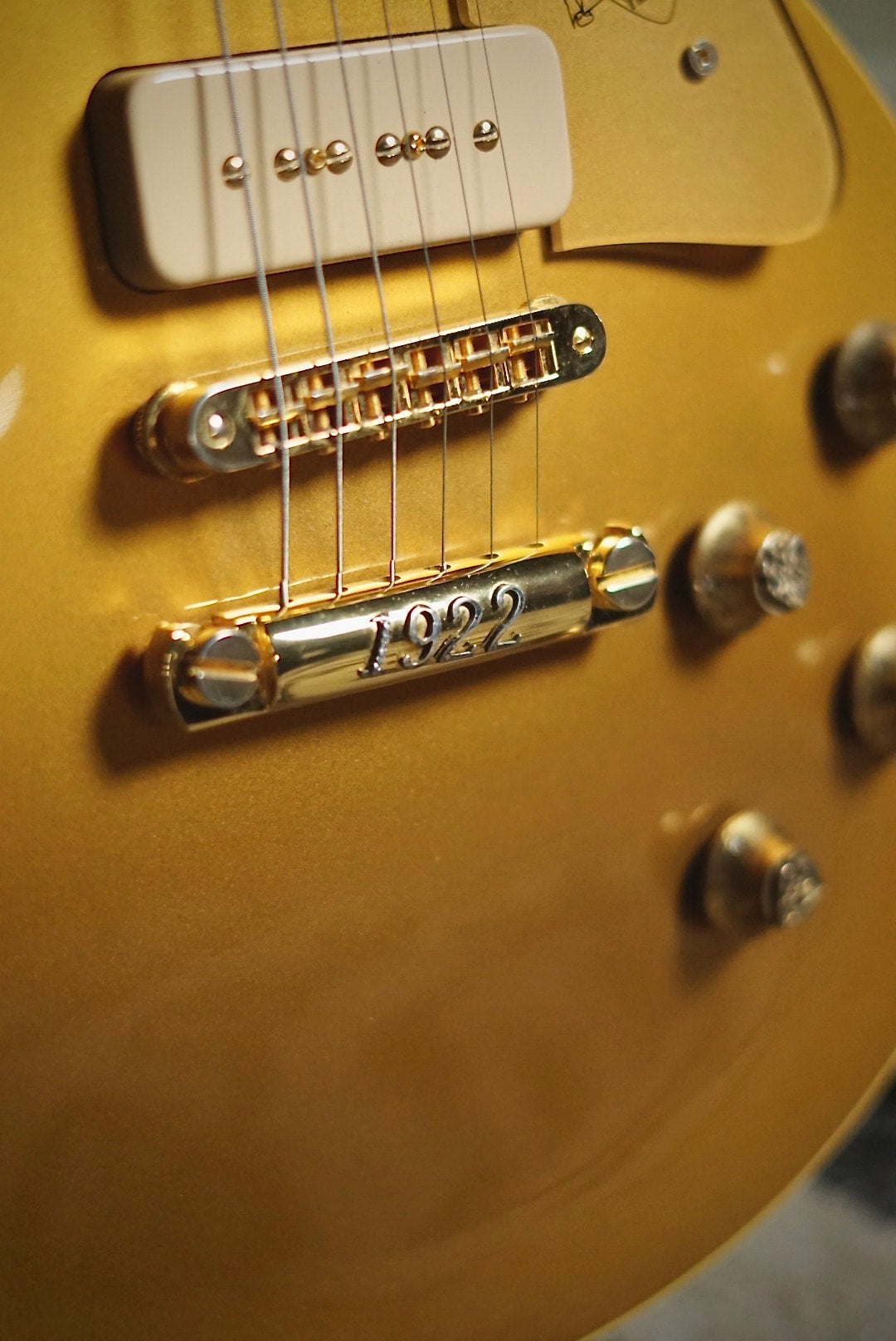 1994 Gibson Les Paul Gold Top Centennial 100th Anniversary | Riff
